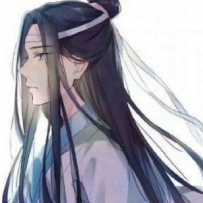 武汉暴雨 楼门化身“水帘洞”